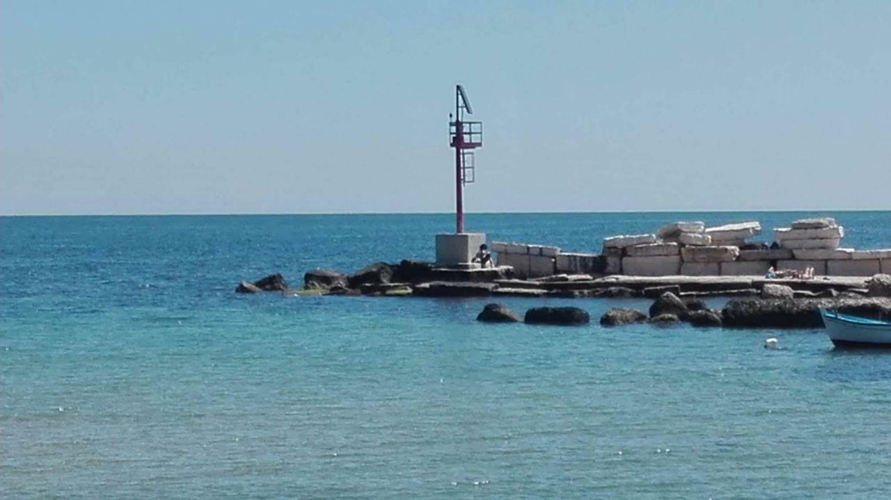 Dimora Benedetta 2 0 Villa Bari Bagian luar foto
